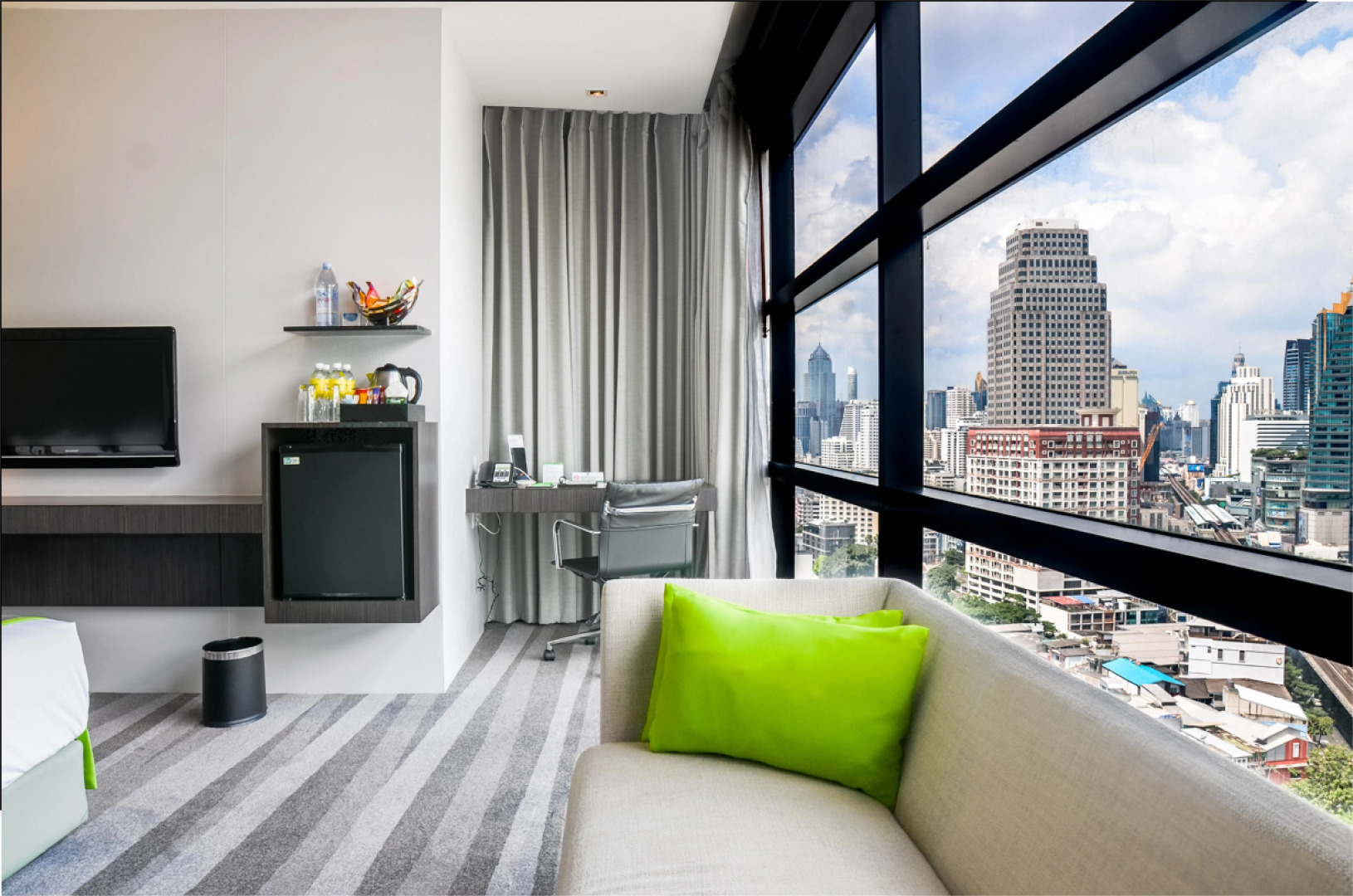 Holiday Inn Bangkok Sukhumvit by IHG