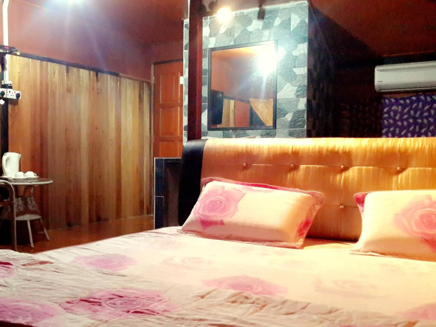 Santai Bistro Restaurant and Chalet