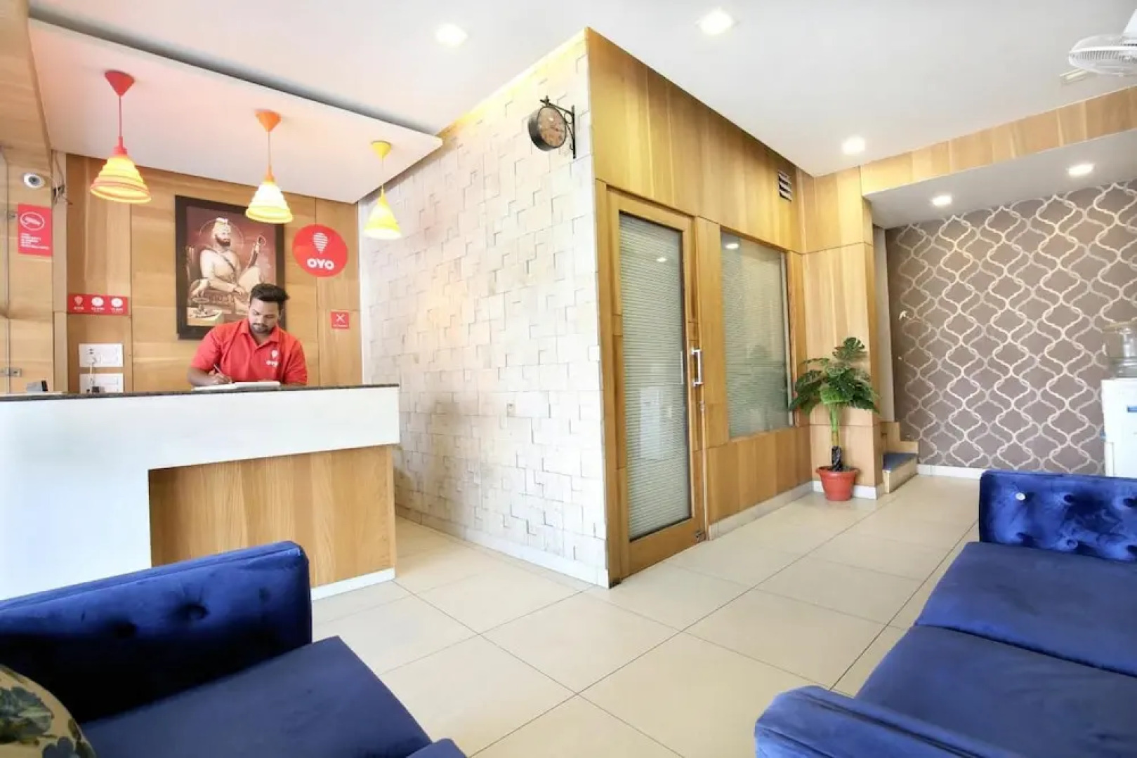 OYO Rooms Ludhiana Railway Station Clock Tower