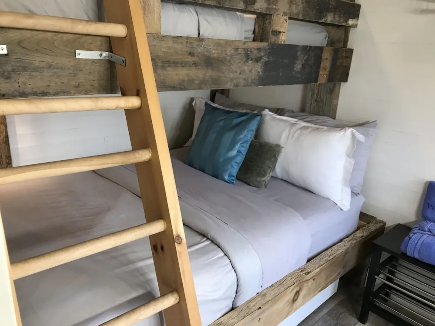 Watermark Waterfront Cottages