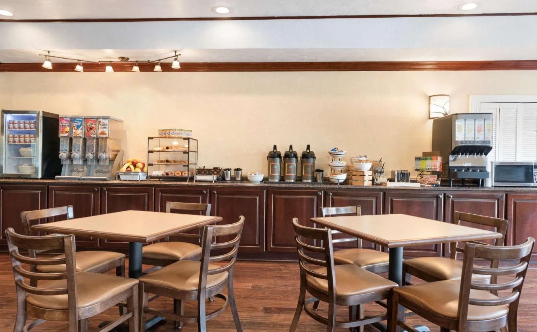 Country Inn & Suites by Radisson, Savannah Gateway, GA