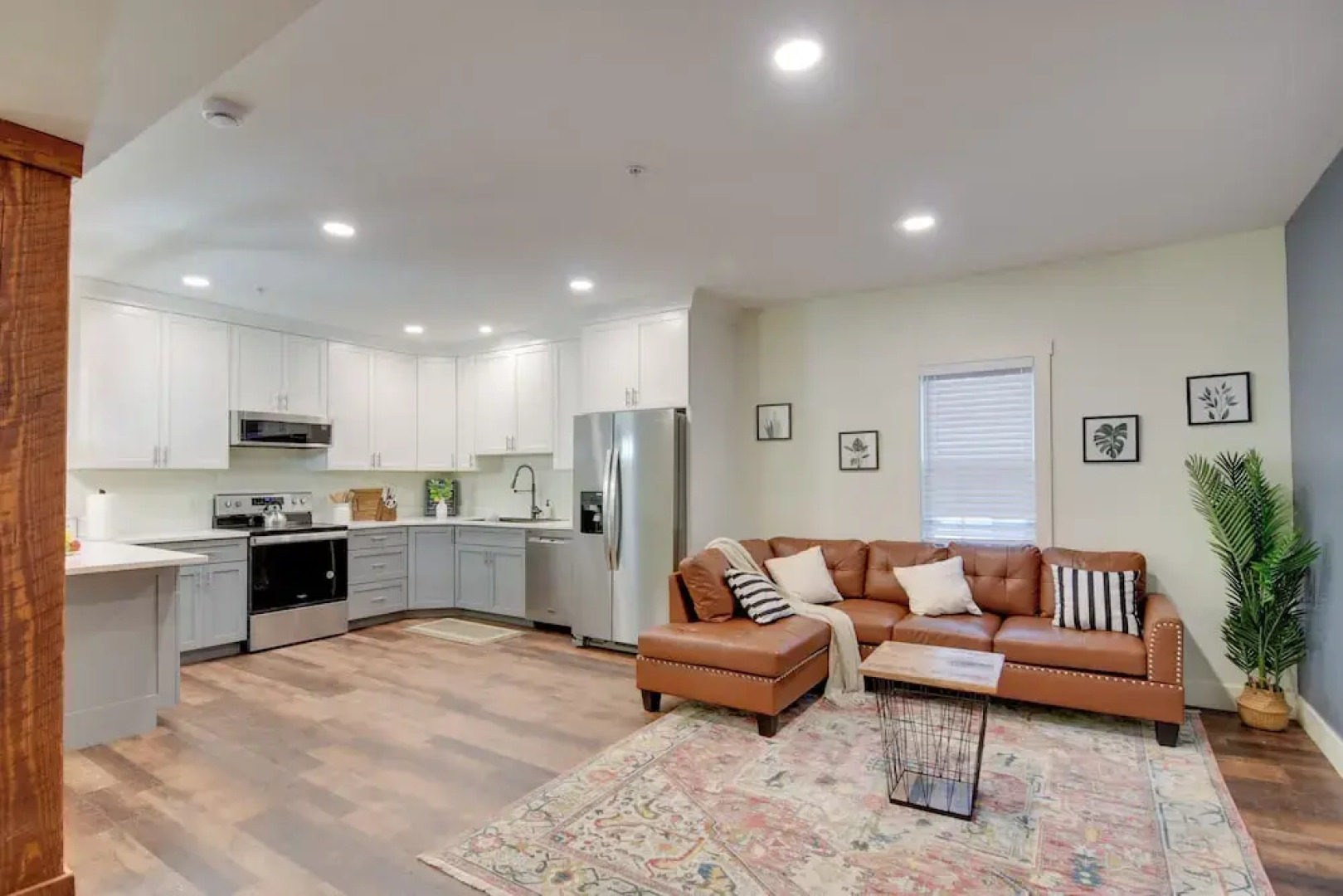 Walk to Lititz Springs Park: Dtwn Apt!