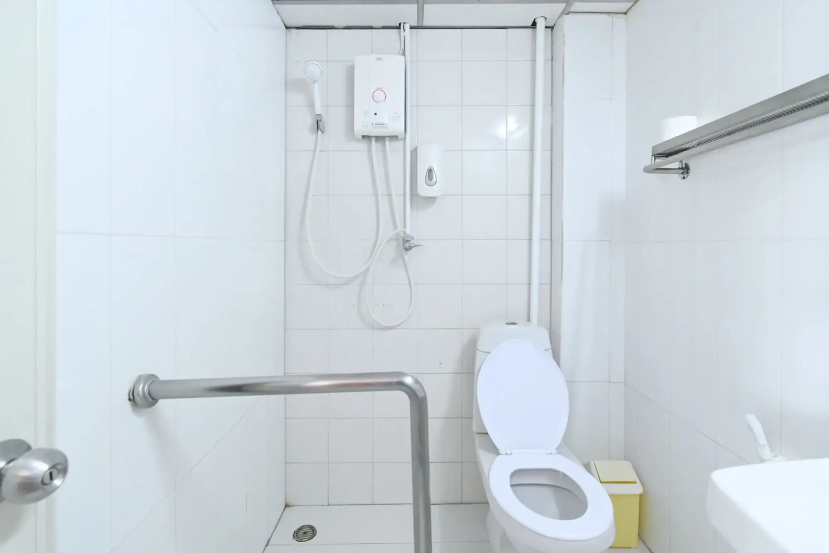 The Krungkasem Srikrung Hotel