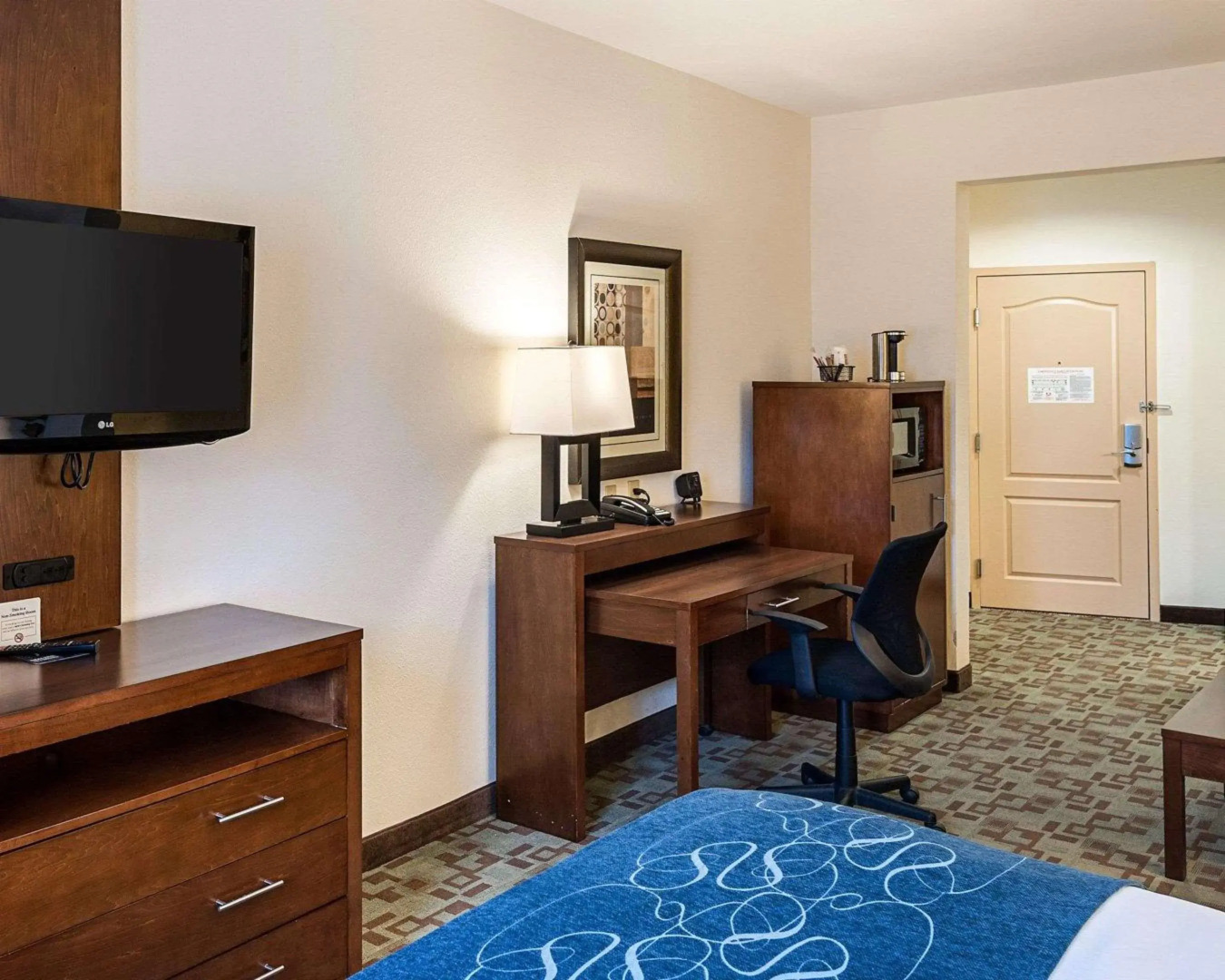 Comfort Suites Oil Center