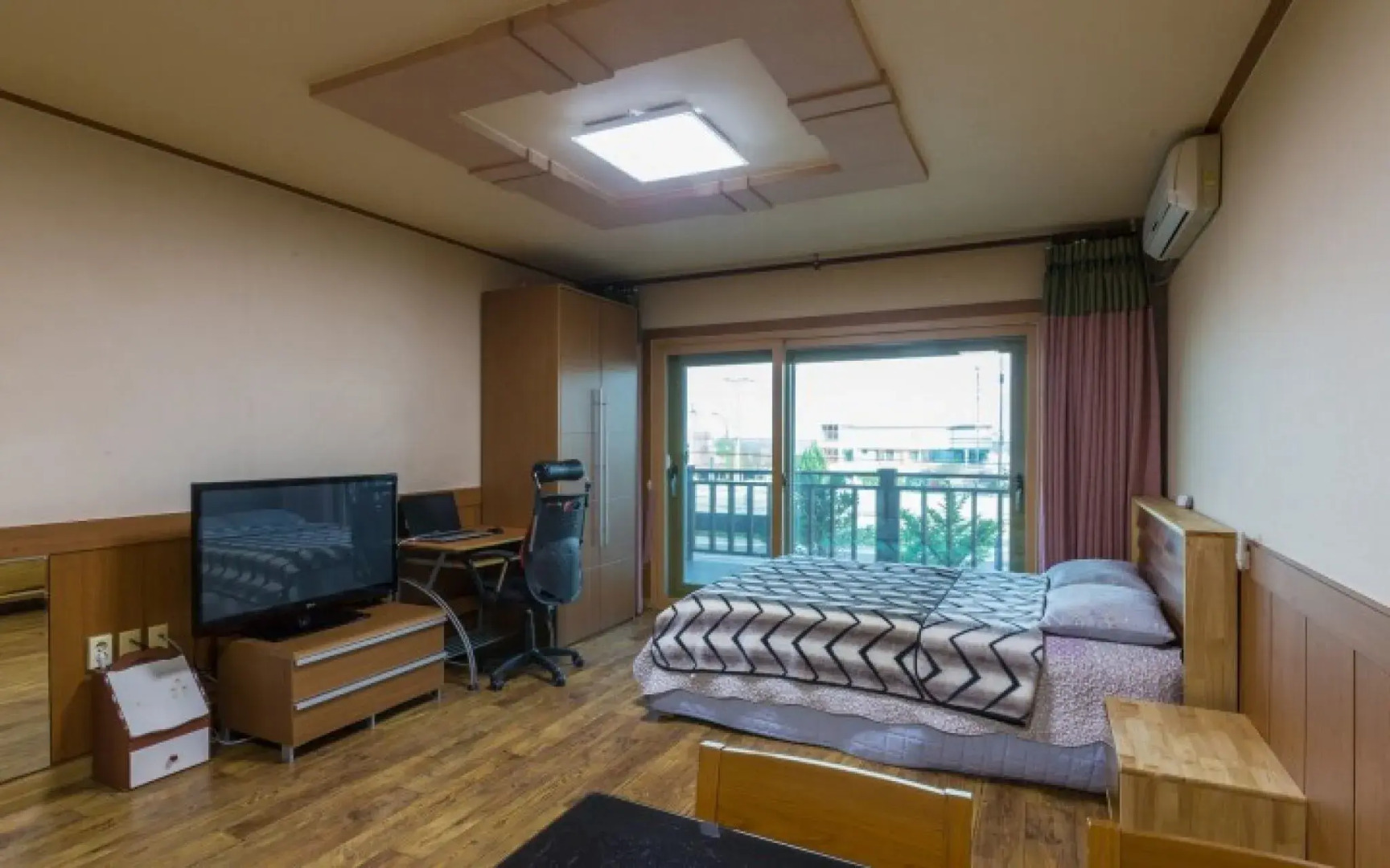 Uljin Blue Ara Pension