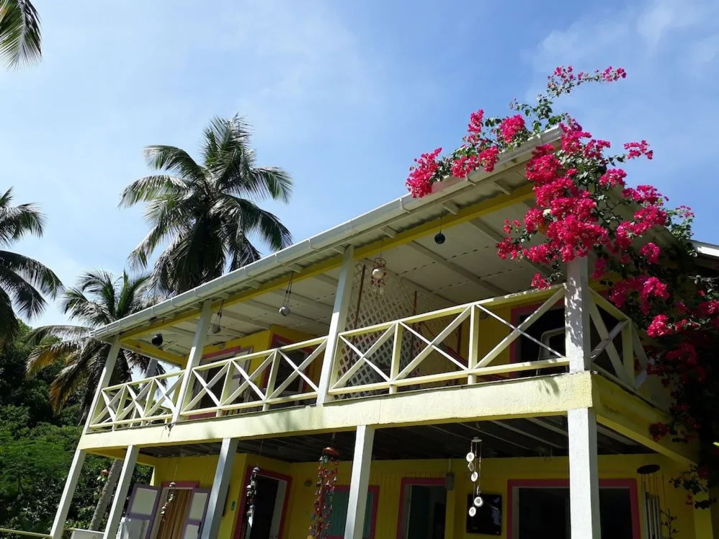 Yellow Home Casa Baja