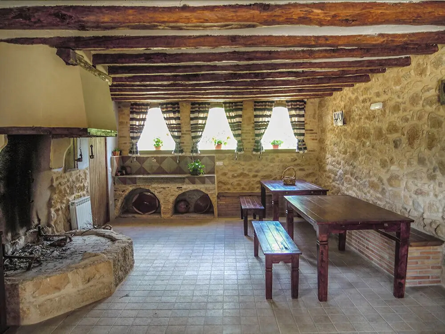 Masia de la Serra de la Cogulla