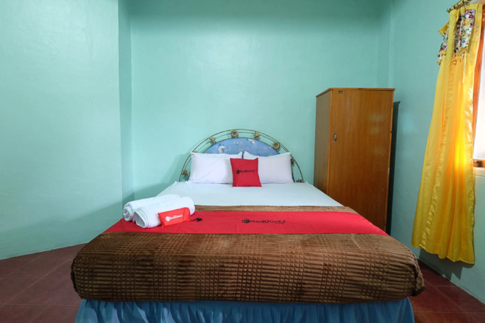 RedDoorz near Mangrove Forest Kupang