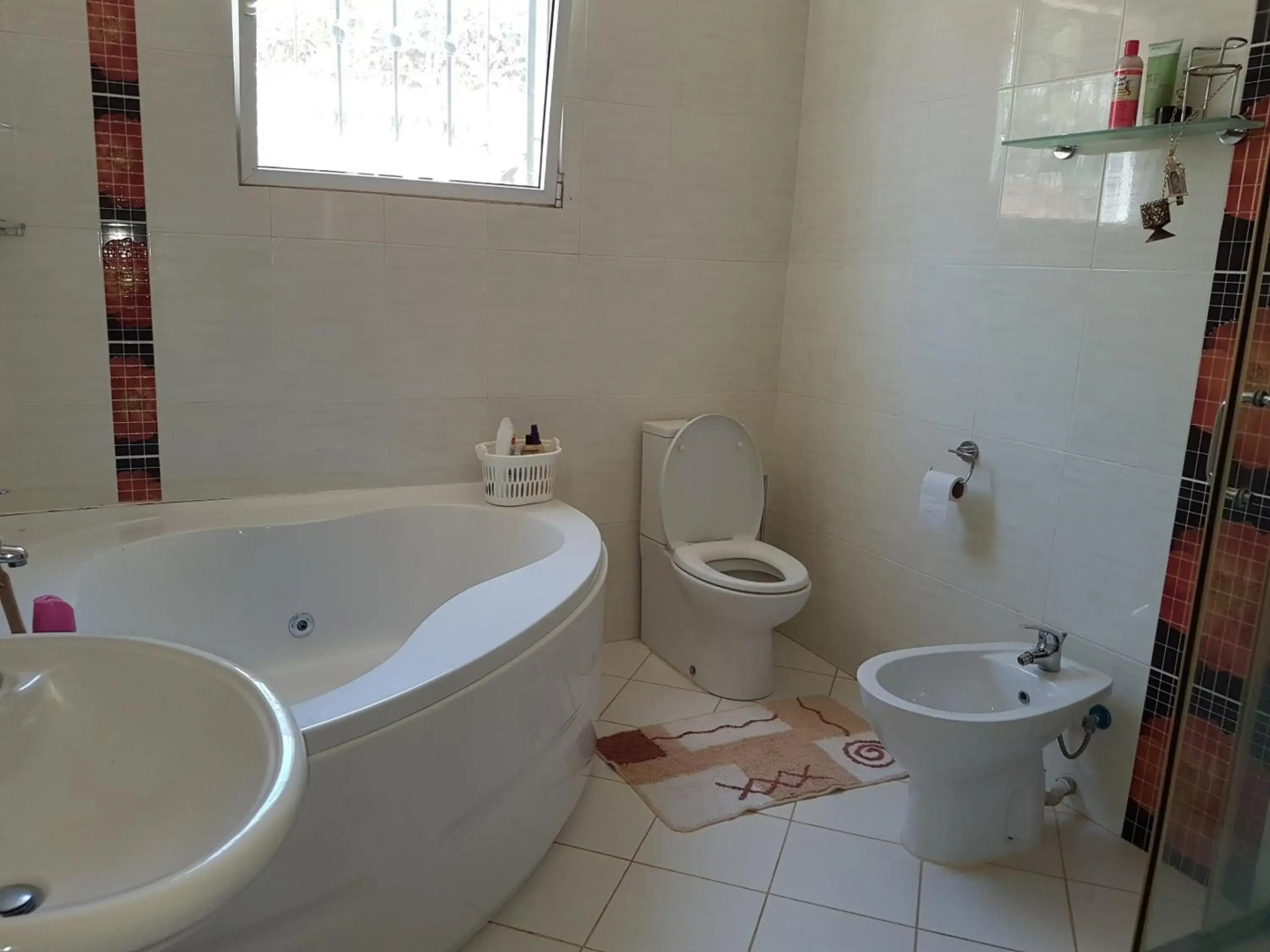 Queens Chateau Boutique Villa