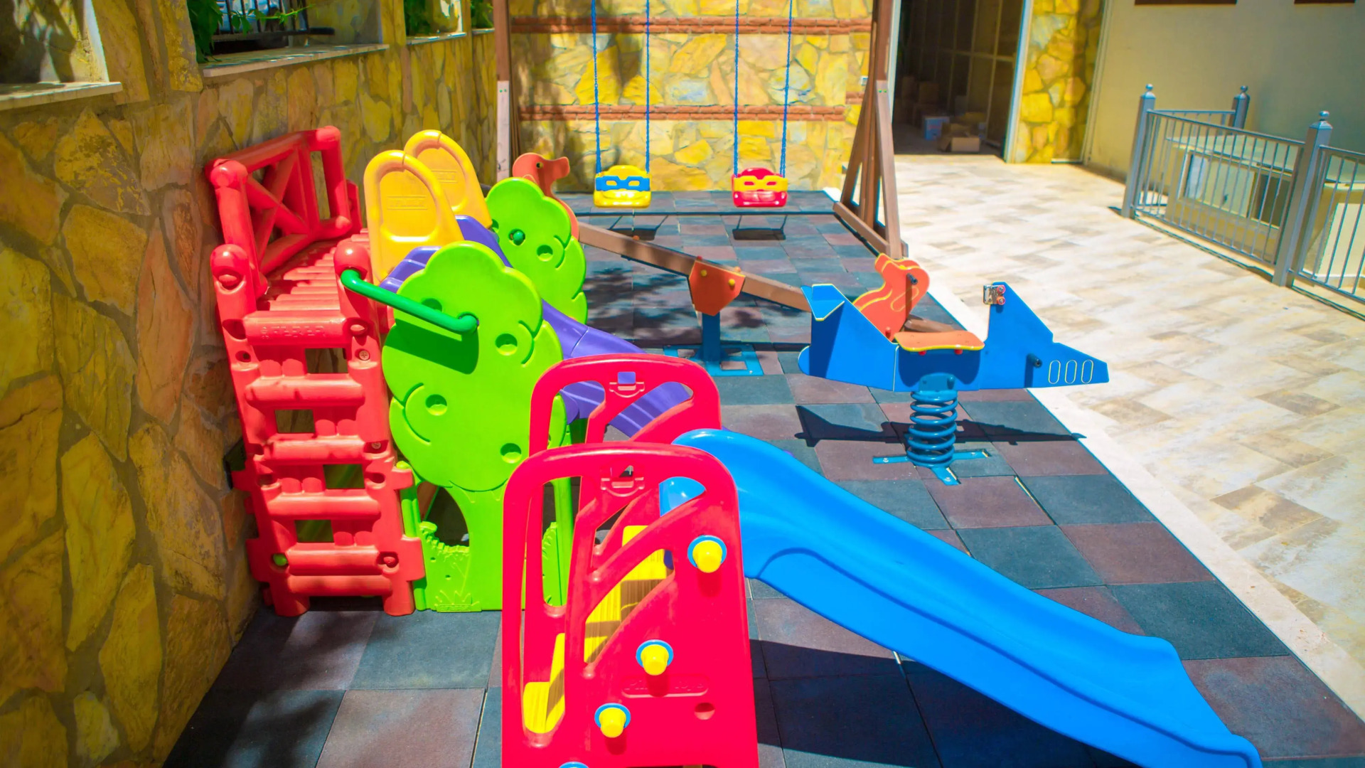 Villa Sunflower Hotel