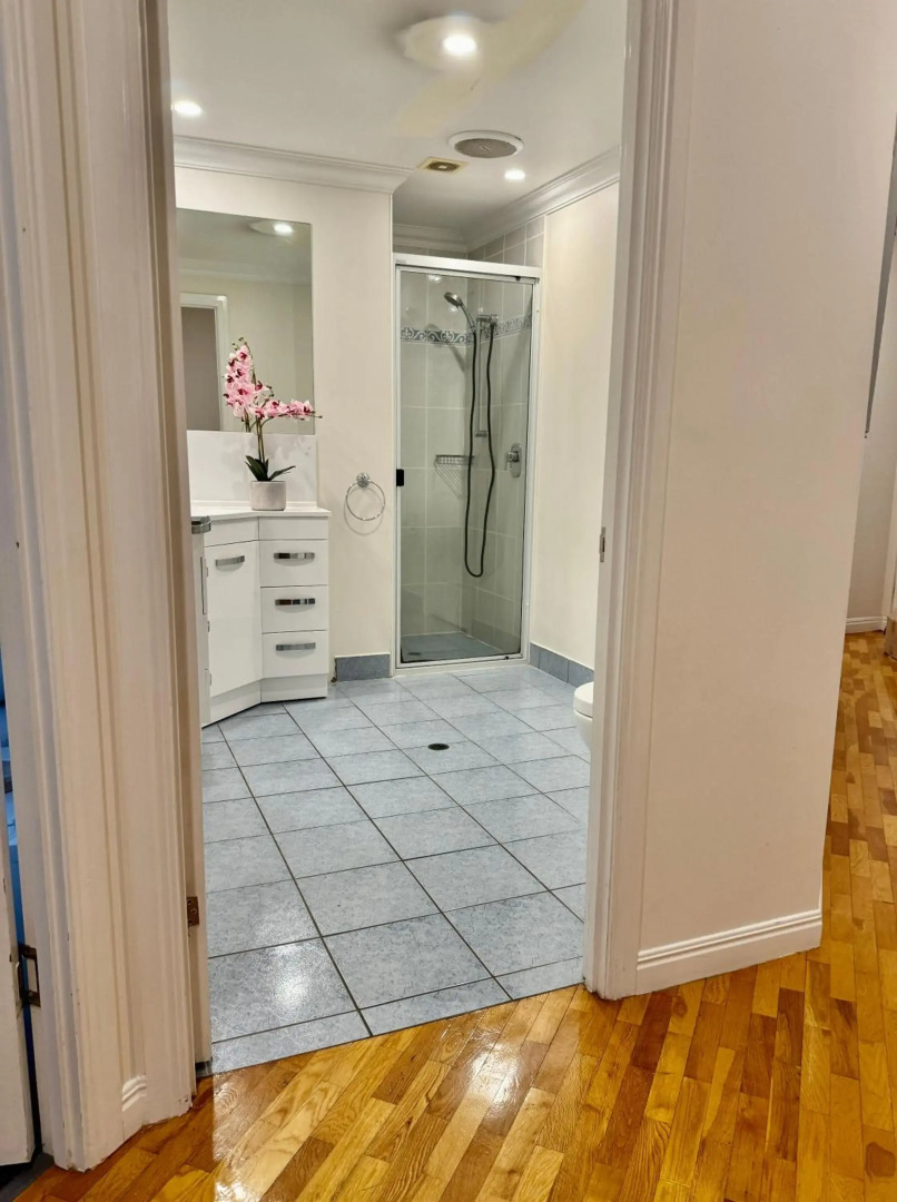 Townsville Lighthouse - 3/103 Strand