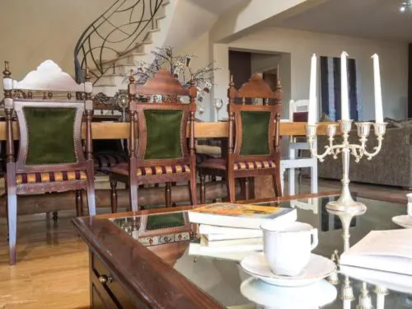 Sunshine Luxury House