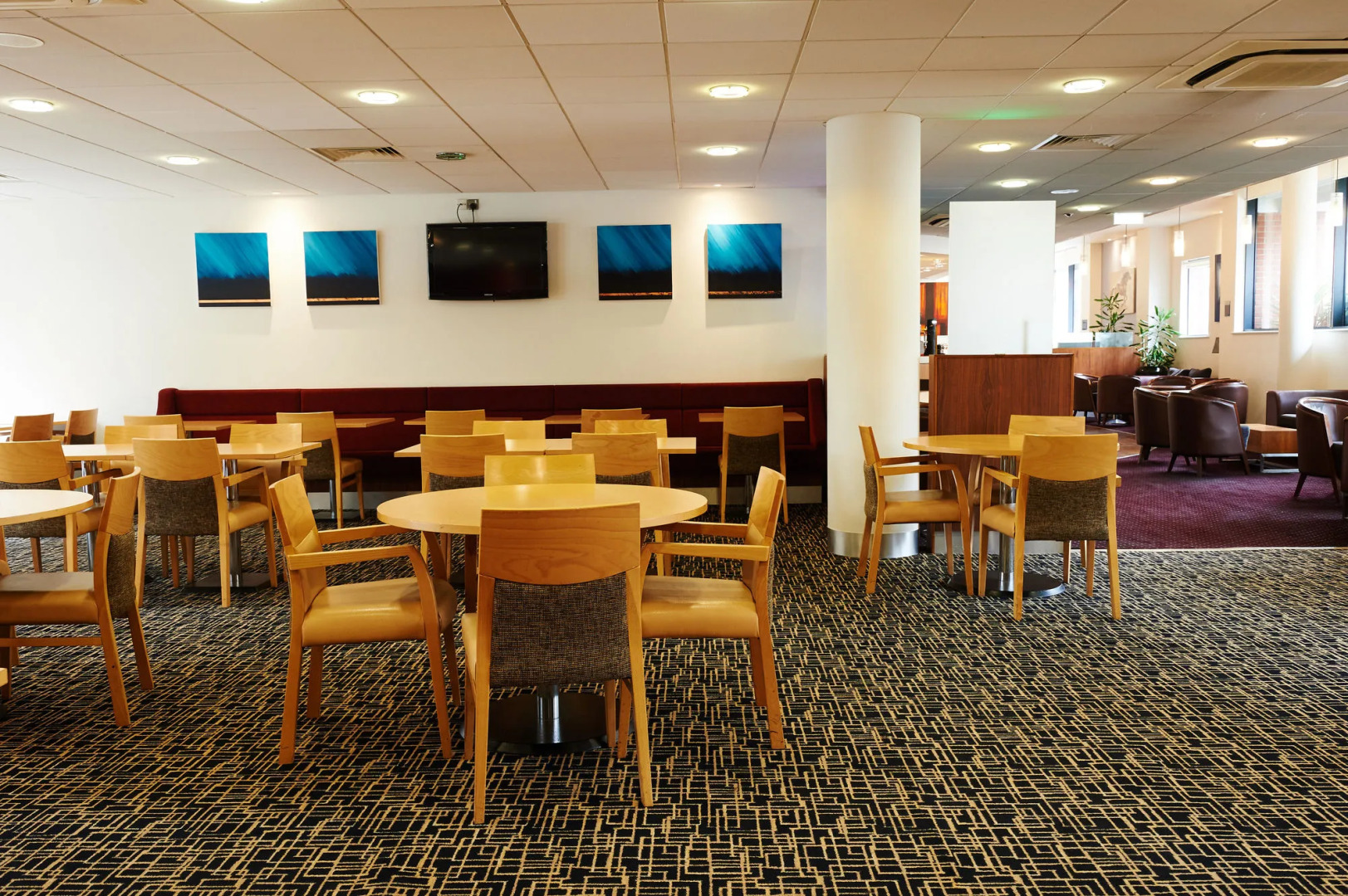 Holiday Inn Express Cheltenham by IHG