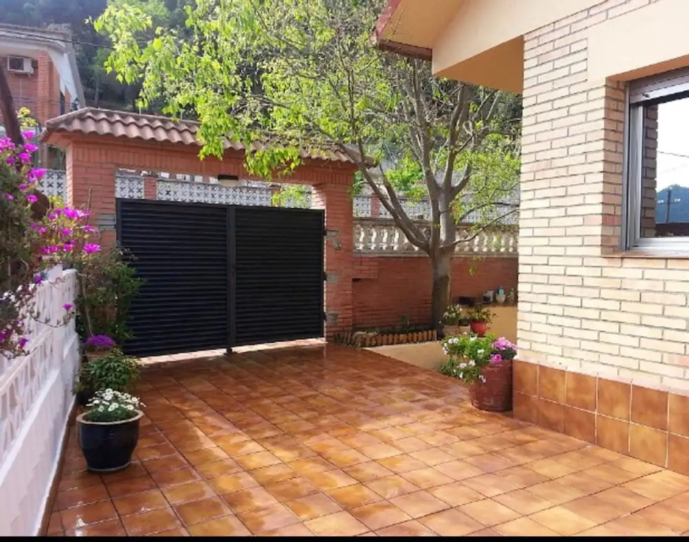 Apartment With 3 Bedrooms in Argentona, With Wonderful Mountain View,