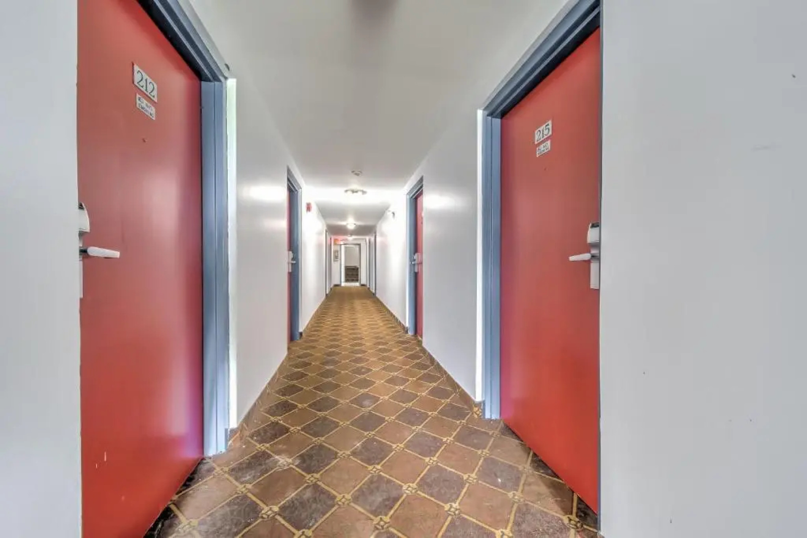 Motel 6 Niagara Falls, ON – Near the Falls