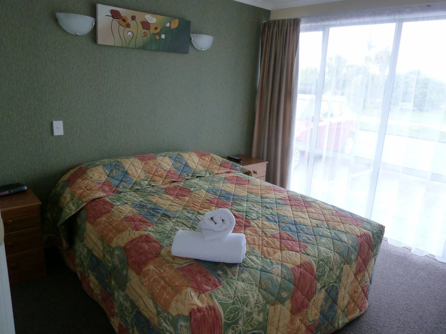 Monarch Motel