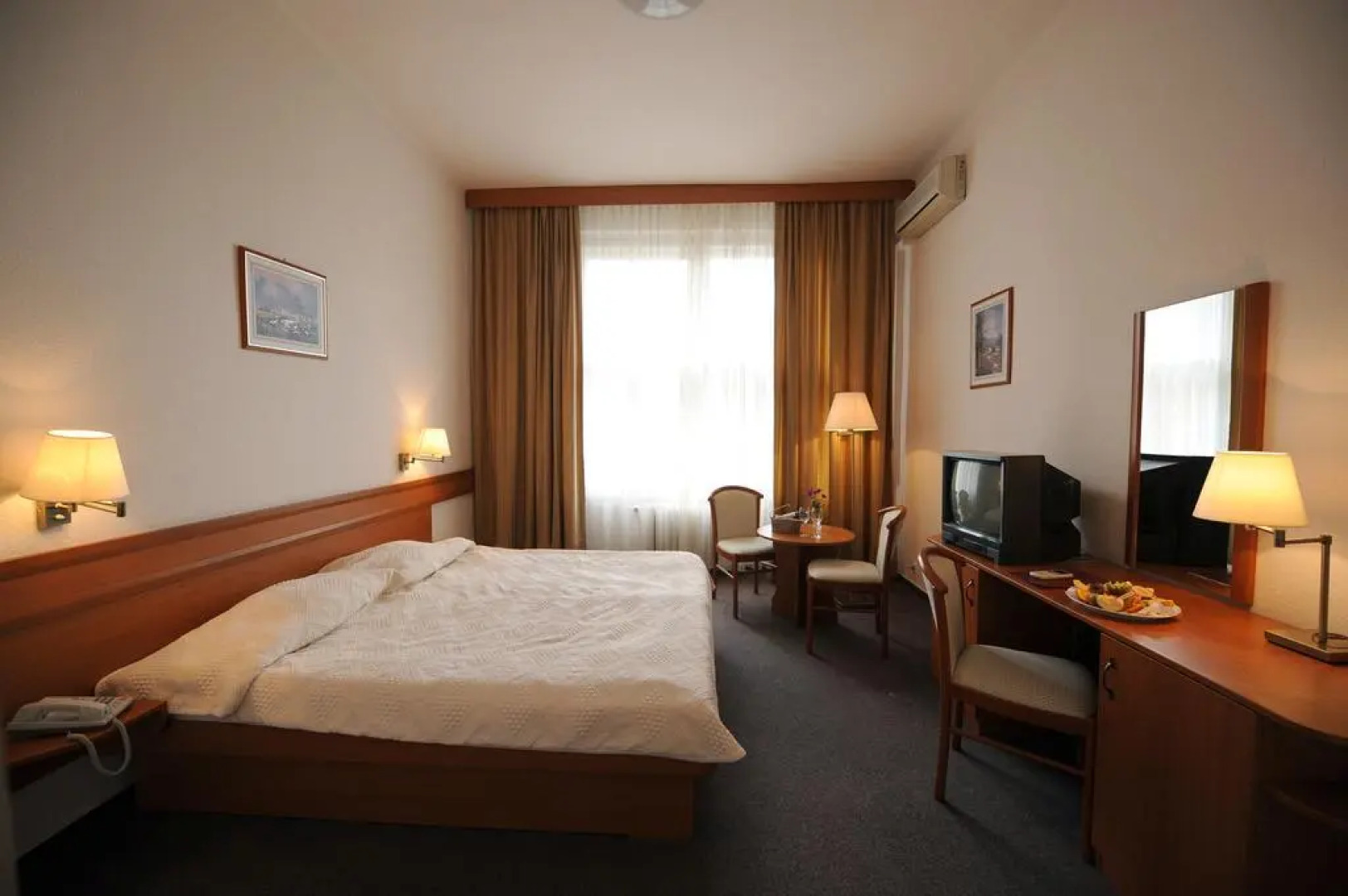 Hunguest Hotel Platanus