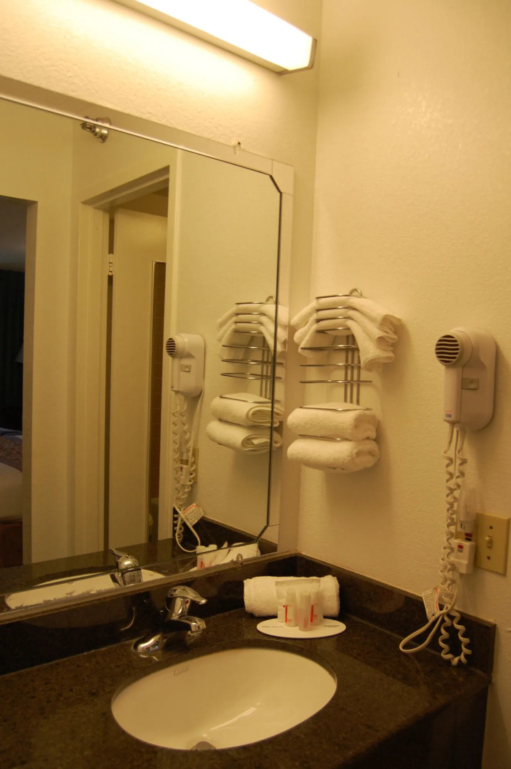 Ramada By Wyndham Temple Terrace/Tampa North