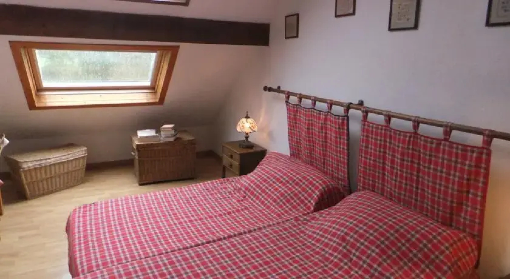 Les Greniers dAutrage