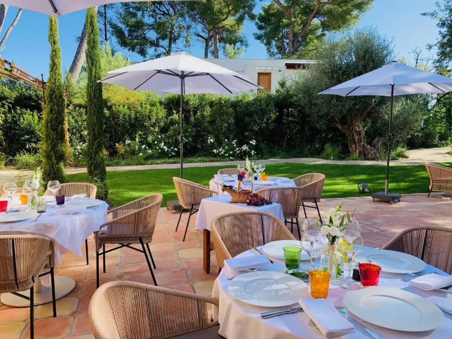 Hotel Spa & Restaurant Cantemerle