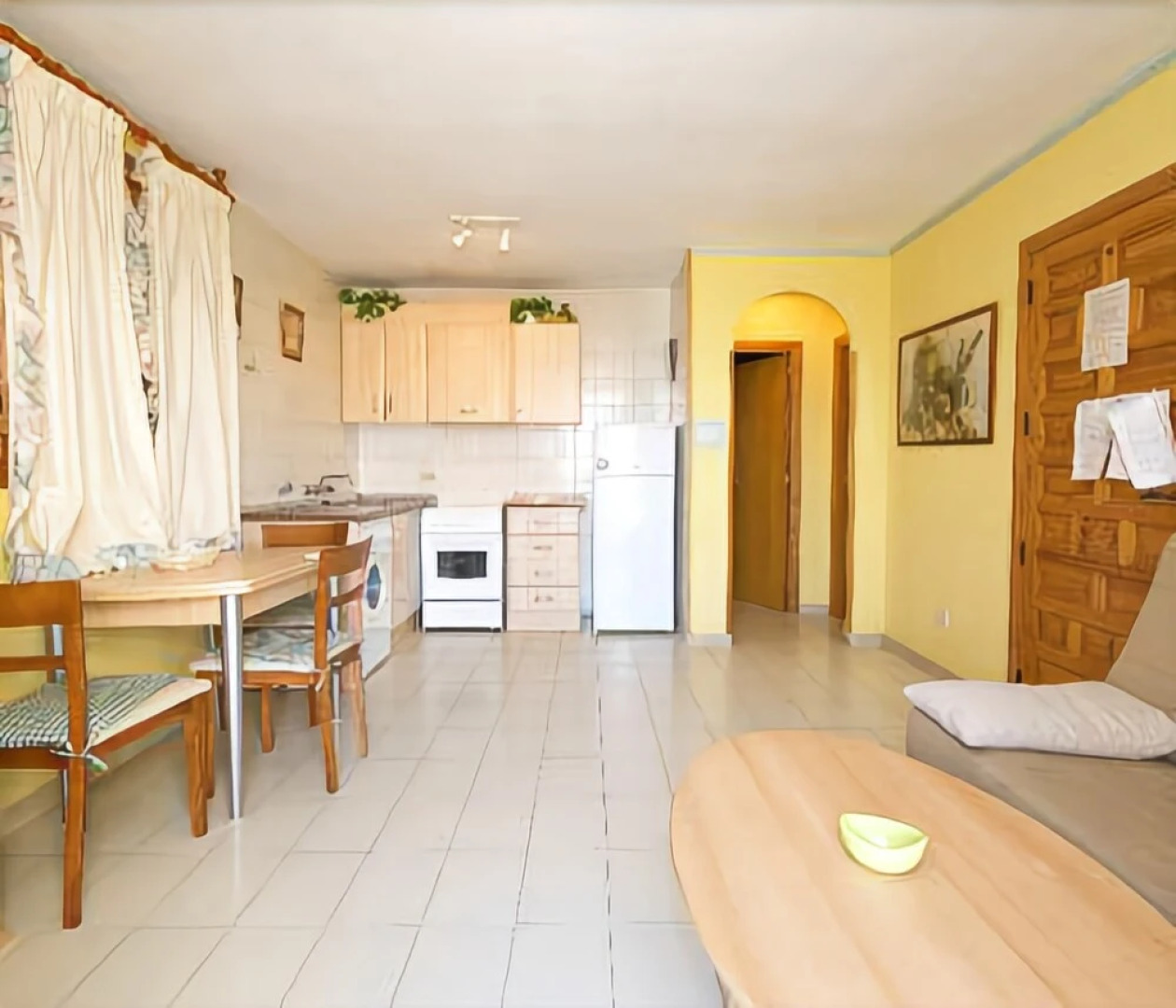 Apartamentos Playa Romana 3000