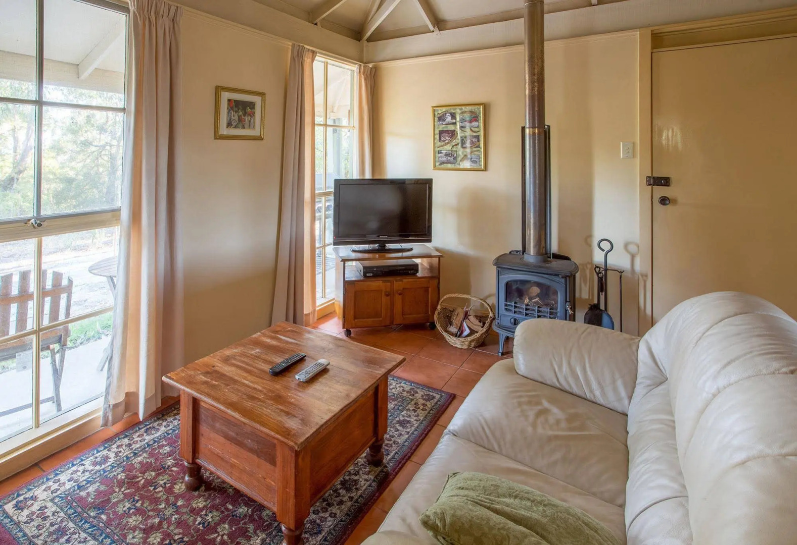 Kalimna Woods Cottages