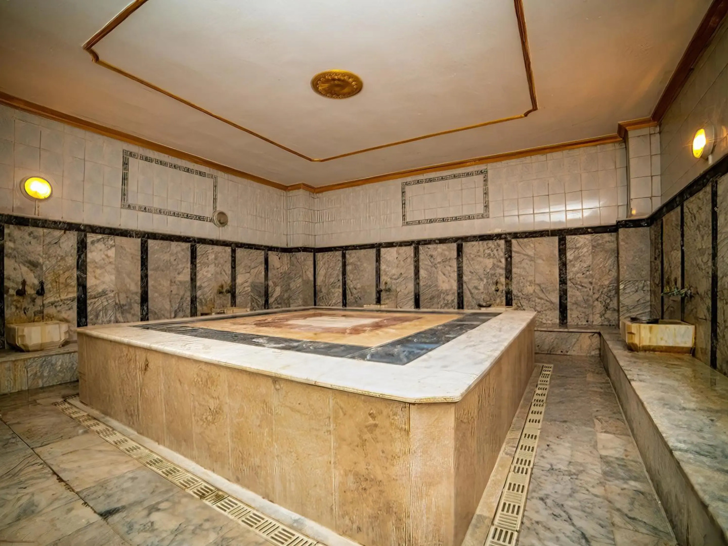 Transatlantik Beach Hotel