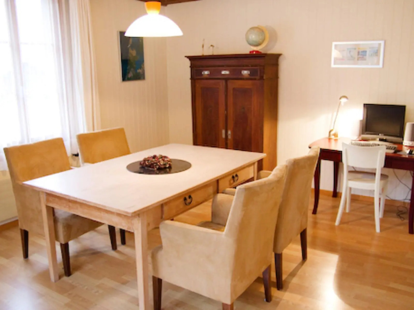 Des Alpes - Two Bedroom No.2