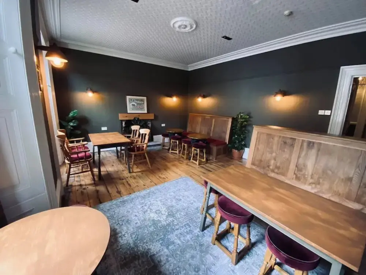 Middle House