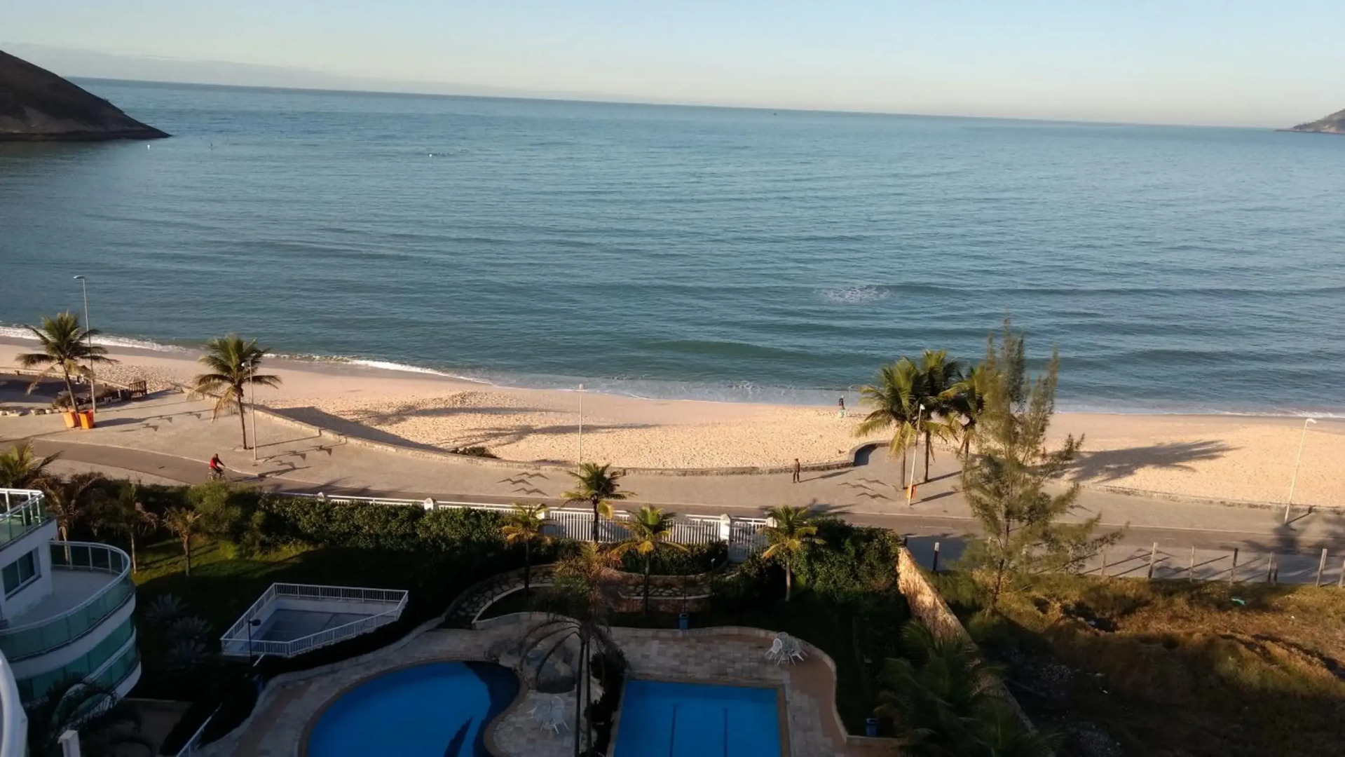 Apartamento Pontal Beach.