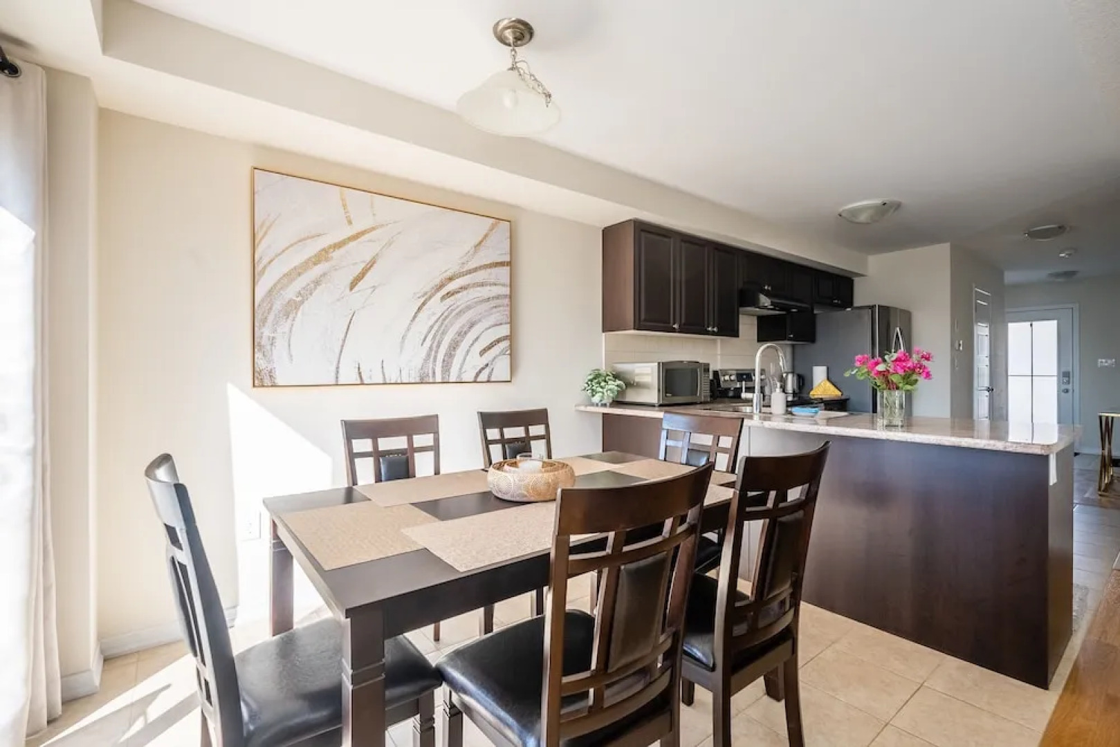 New 3BR Townhouse, Minutes to Niagara Falls and Brock University by GLOBALSTAY