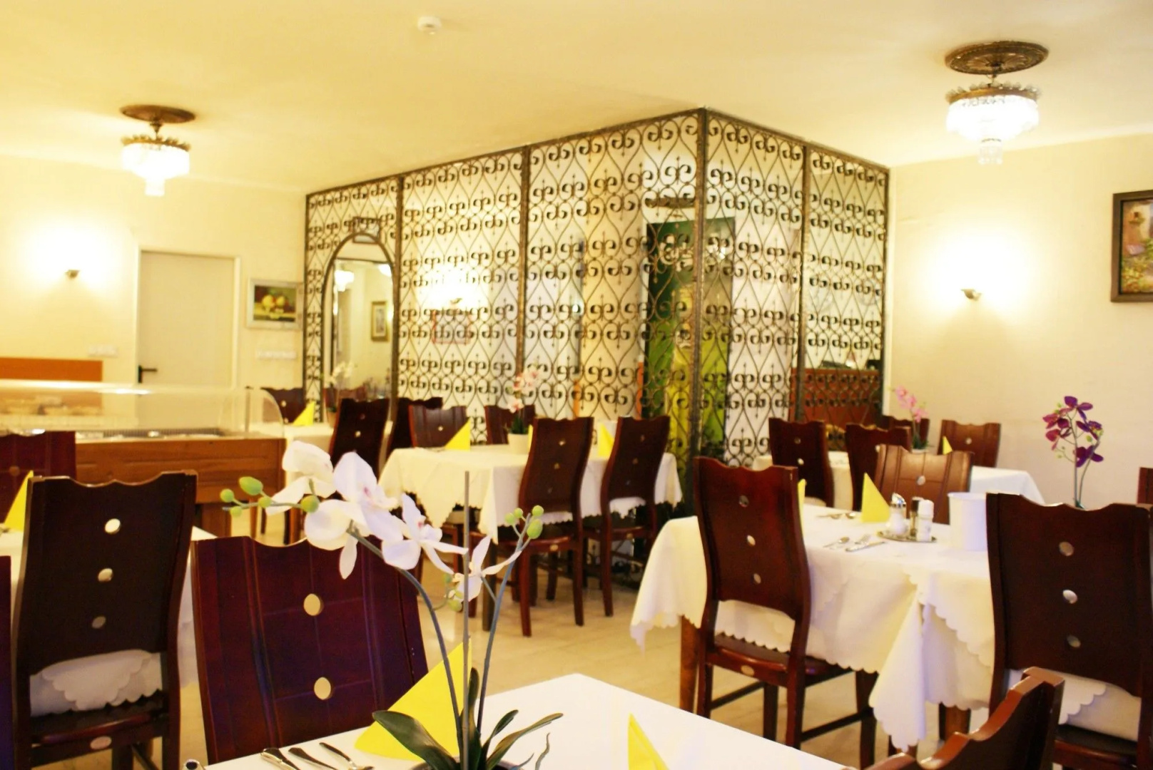 Bahn Hotel
