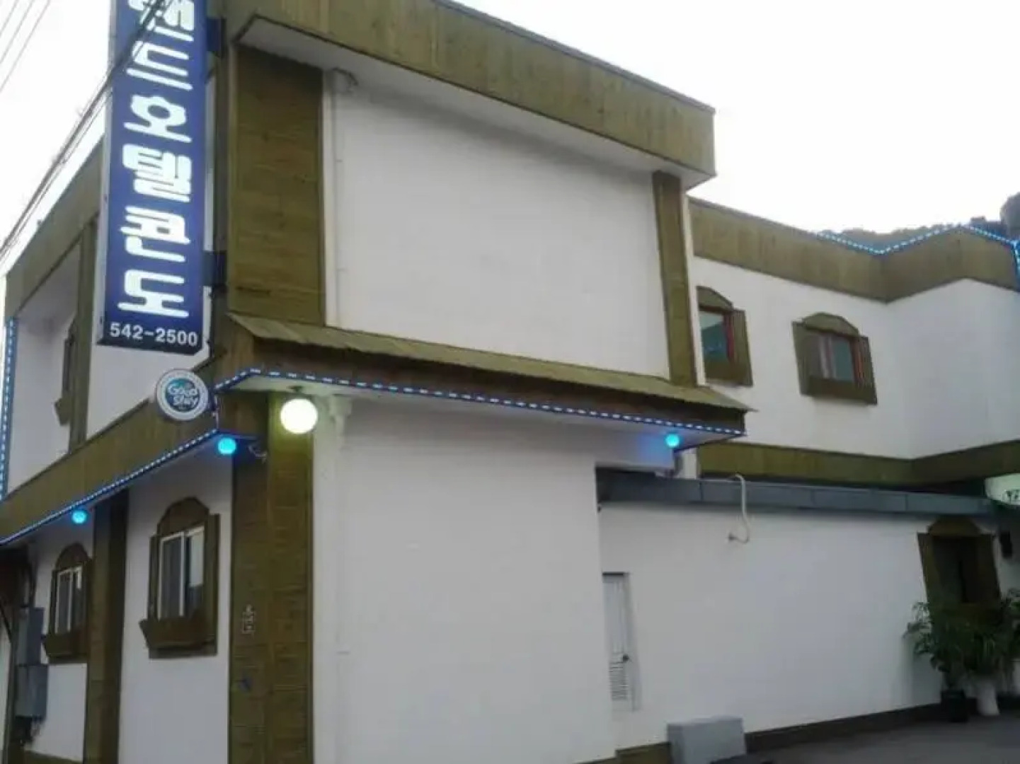 Sokrisan Grand Hotel