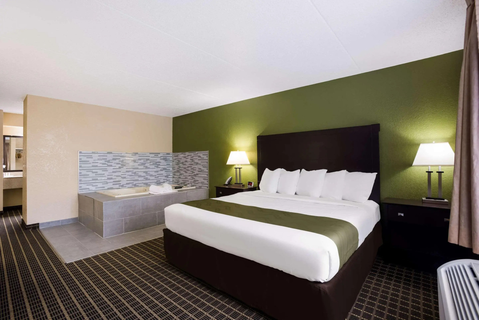 Quality Inn & Suites Big Rapids near University