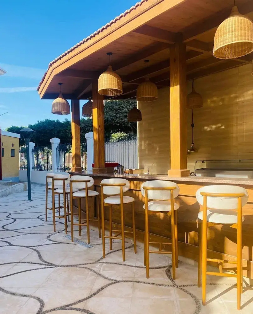 Maison Maxim De Lesseps