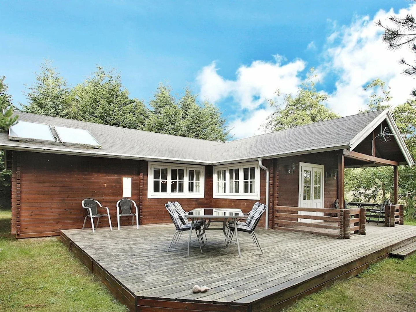 Classic Holiday Home in Hurup With Stereo Unit