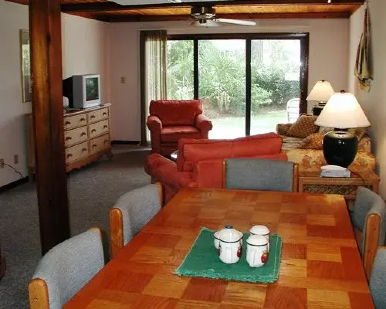 Sapphire Resorts @ Royal Holiday Beach Resort, Biloxi, USA