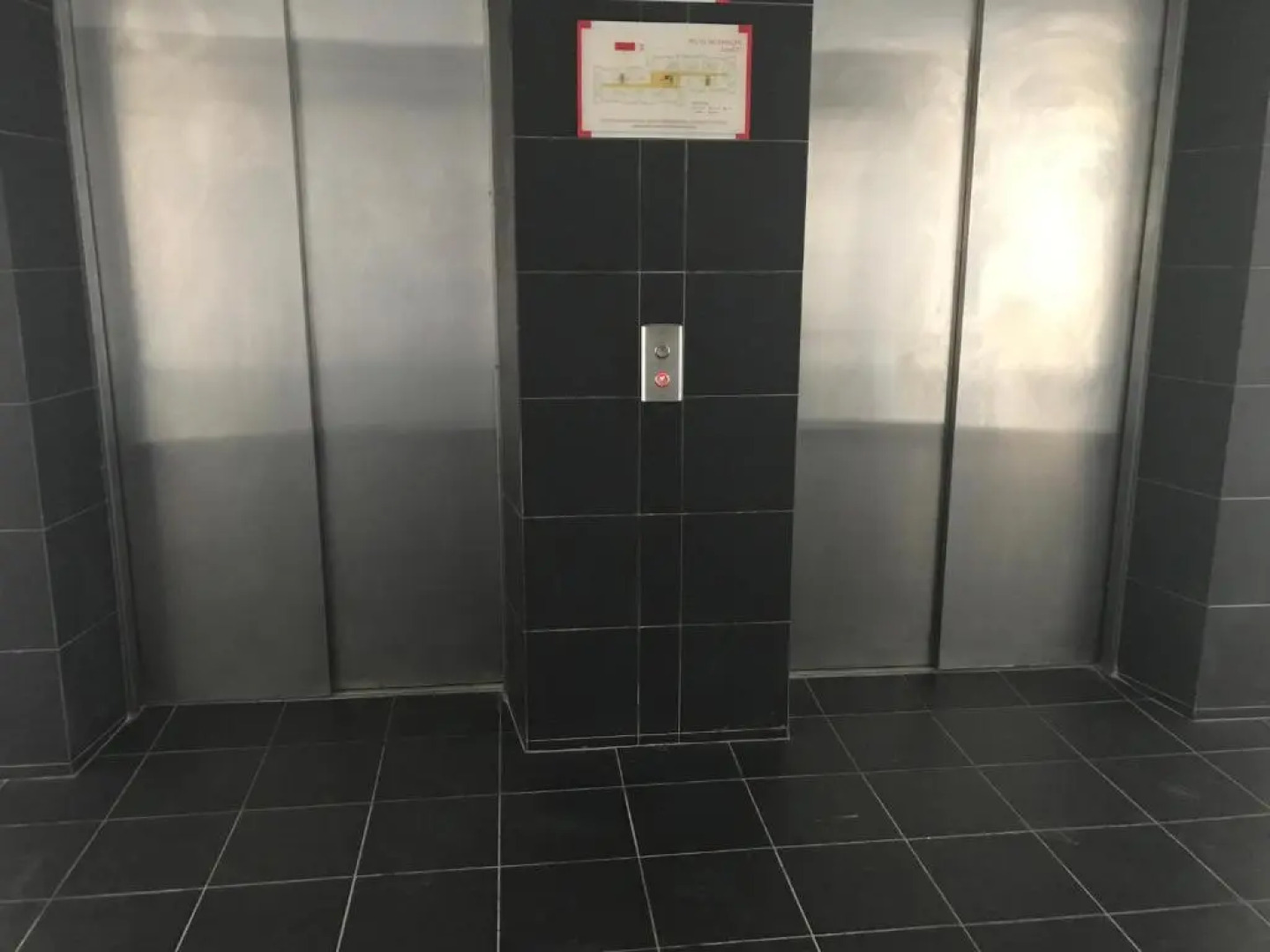 SINGGAH Putrajaya - 3BR with Pool and KL View, Fully AC, HS WIFI