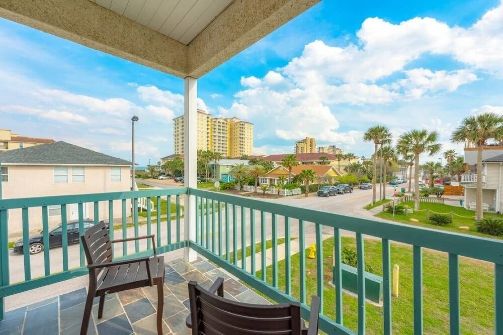 Beach Serenity 3 - Rooftop Deck with Ocean Views