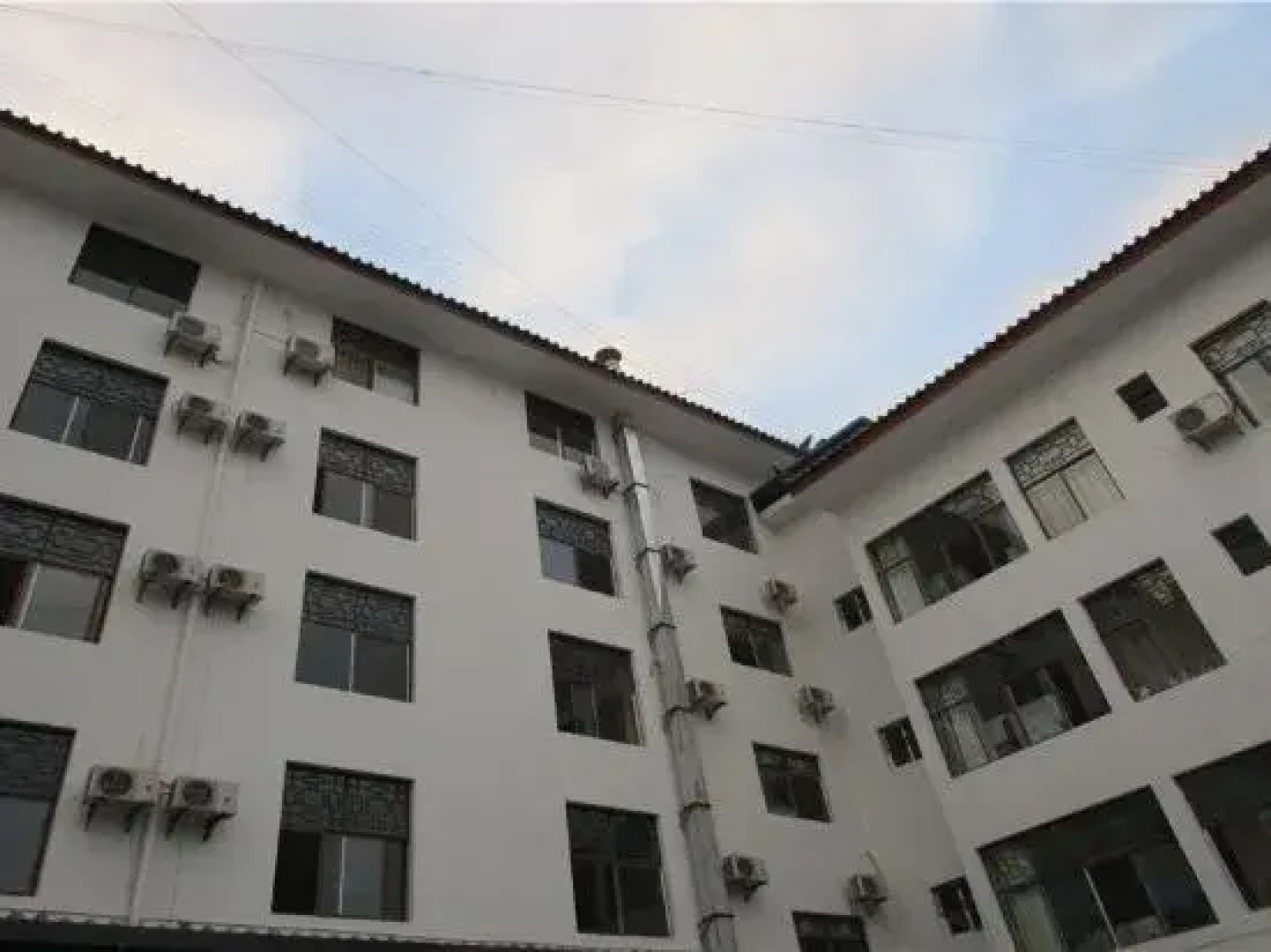 Xinmao Hotel