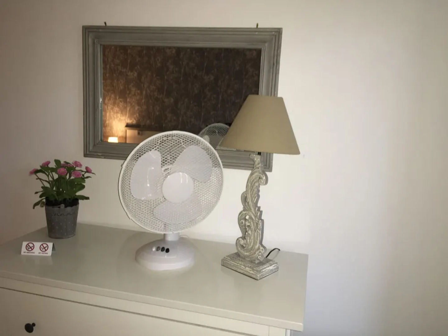 Moulin du Fontcourt Riverside Apartment