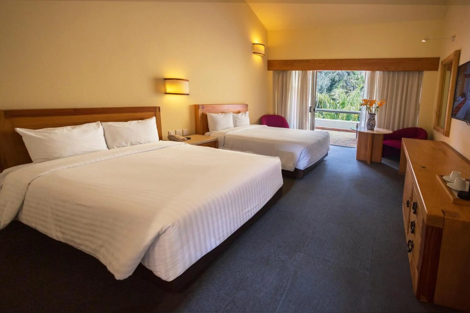 Hotel Rancho San Diego Grand Spa Resort