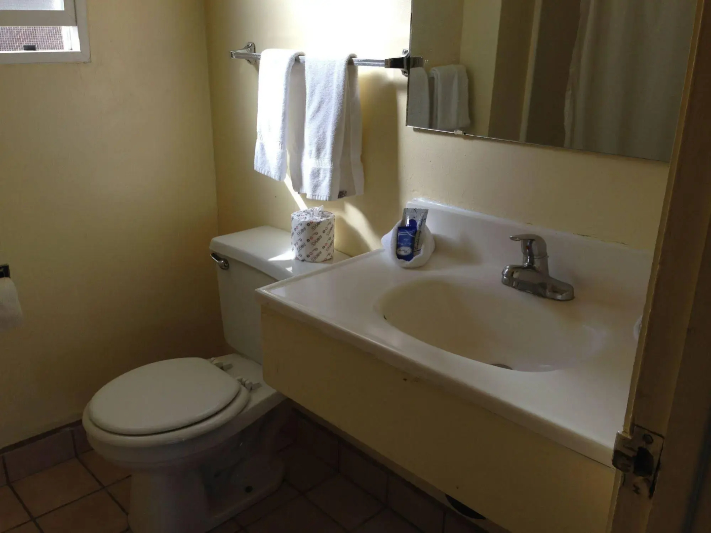 National 9 Motel
