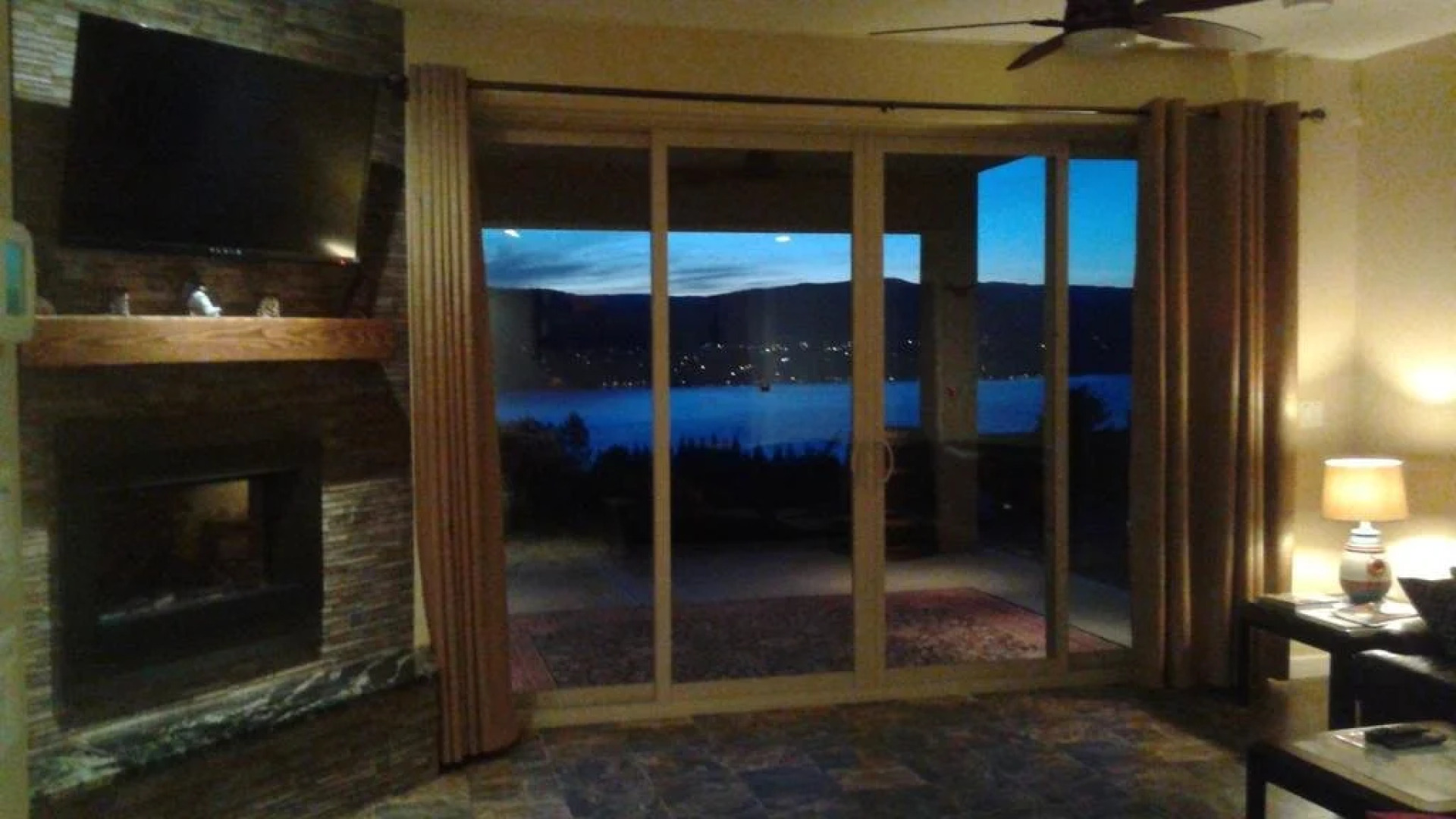 Above Naramata Bed & Breakfast