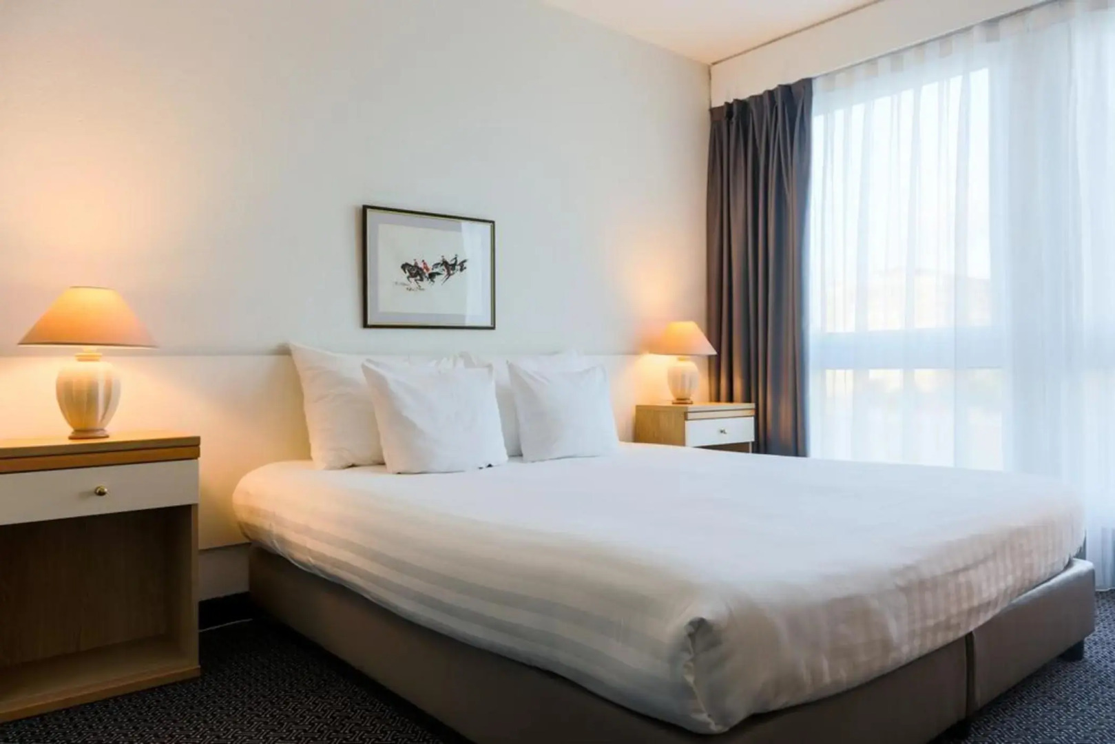 Отель Drake Longchamp Swiss Quality