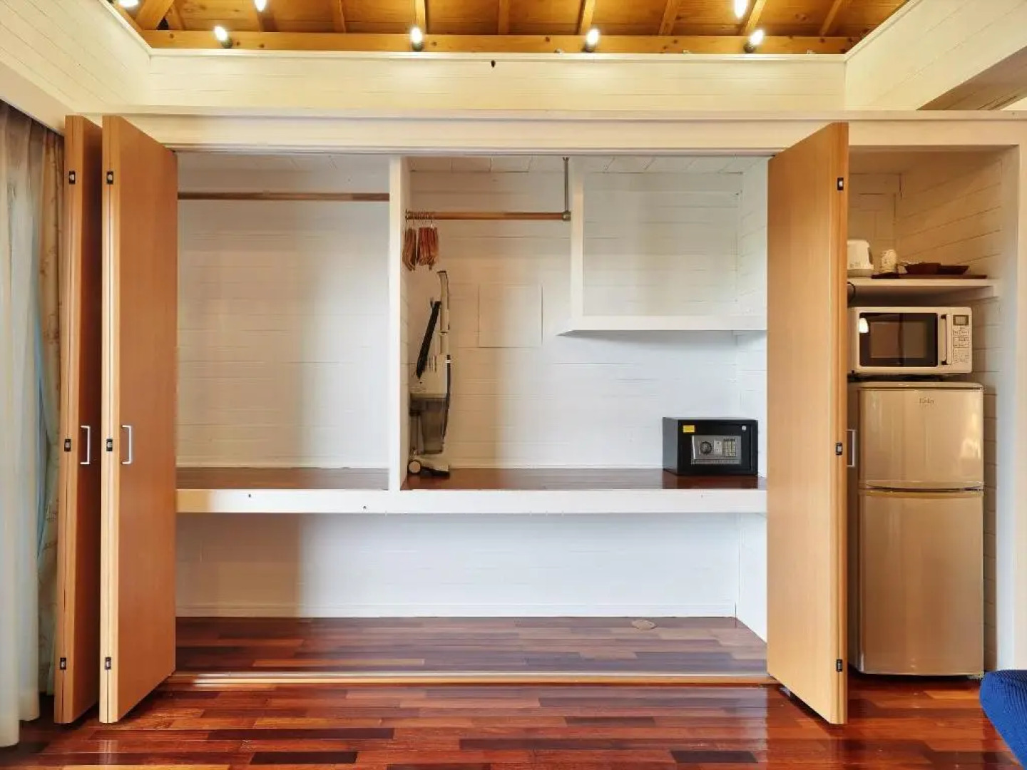 Nagahama Beach Resort Kanon