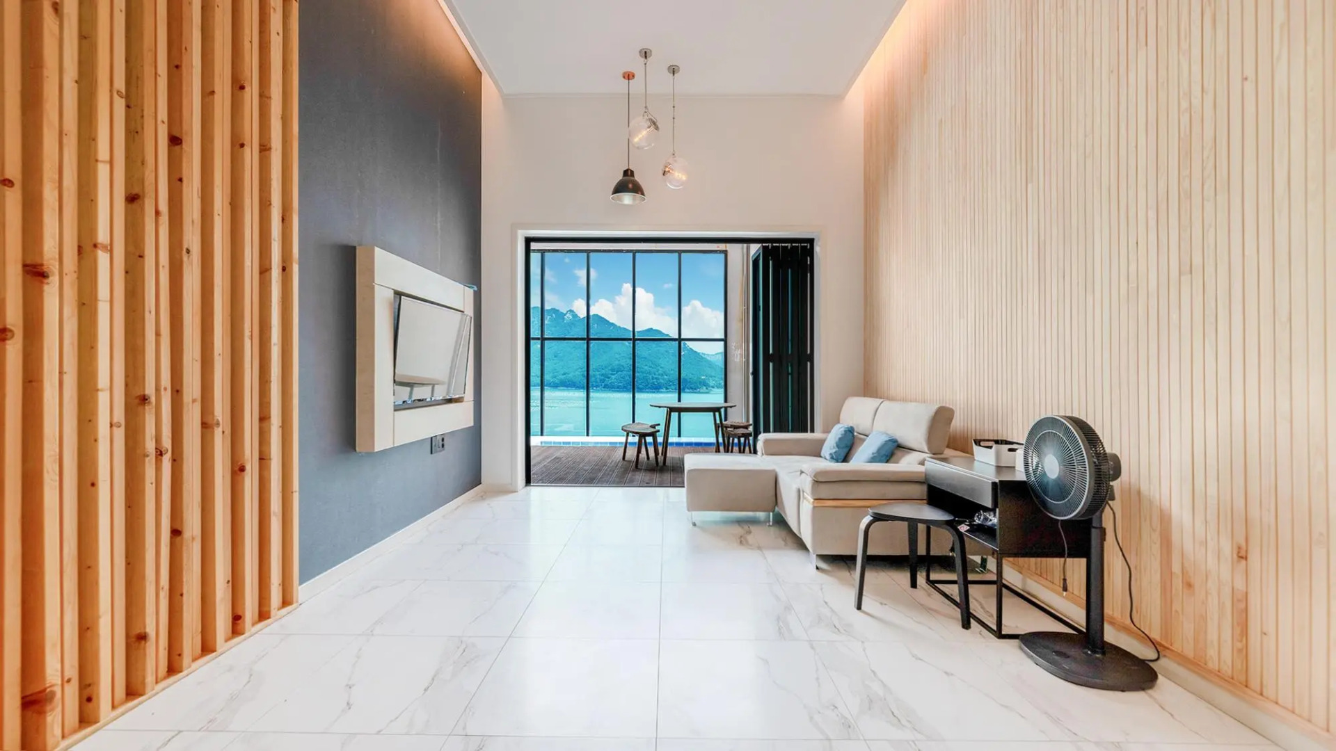 Tongyeong Saryangdo Elphis36 Poolvilla