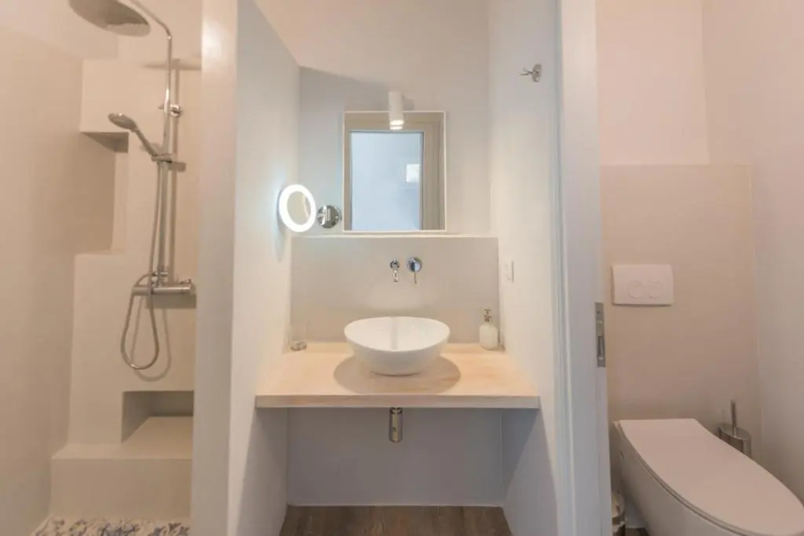 The ELECTRA Premium Boutique Apartments