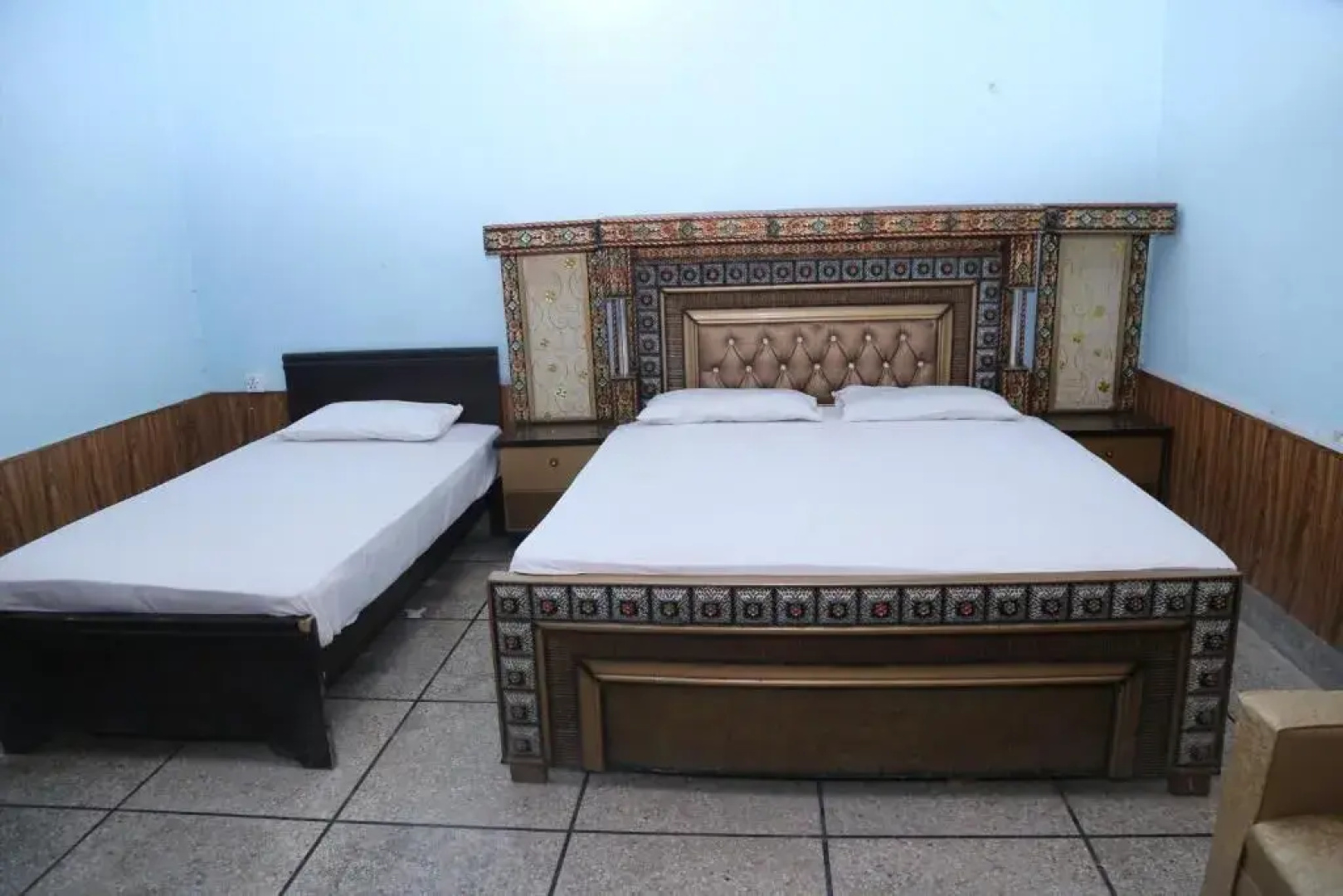 Hotel Sareena Residence
