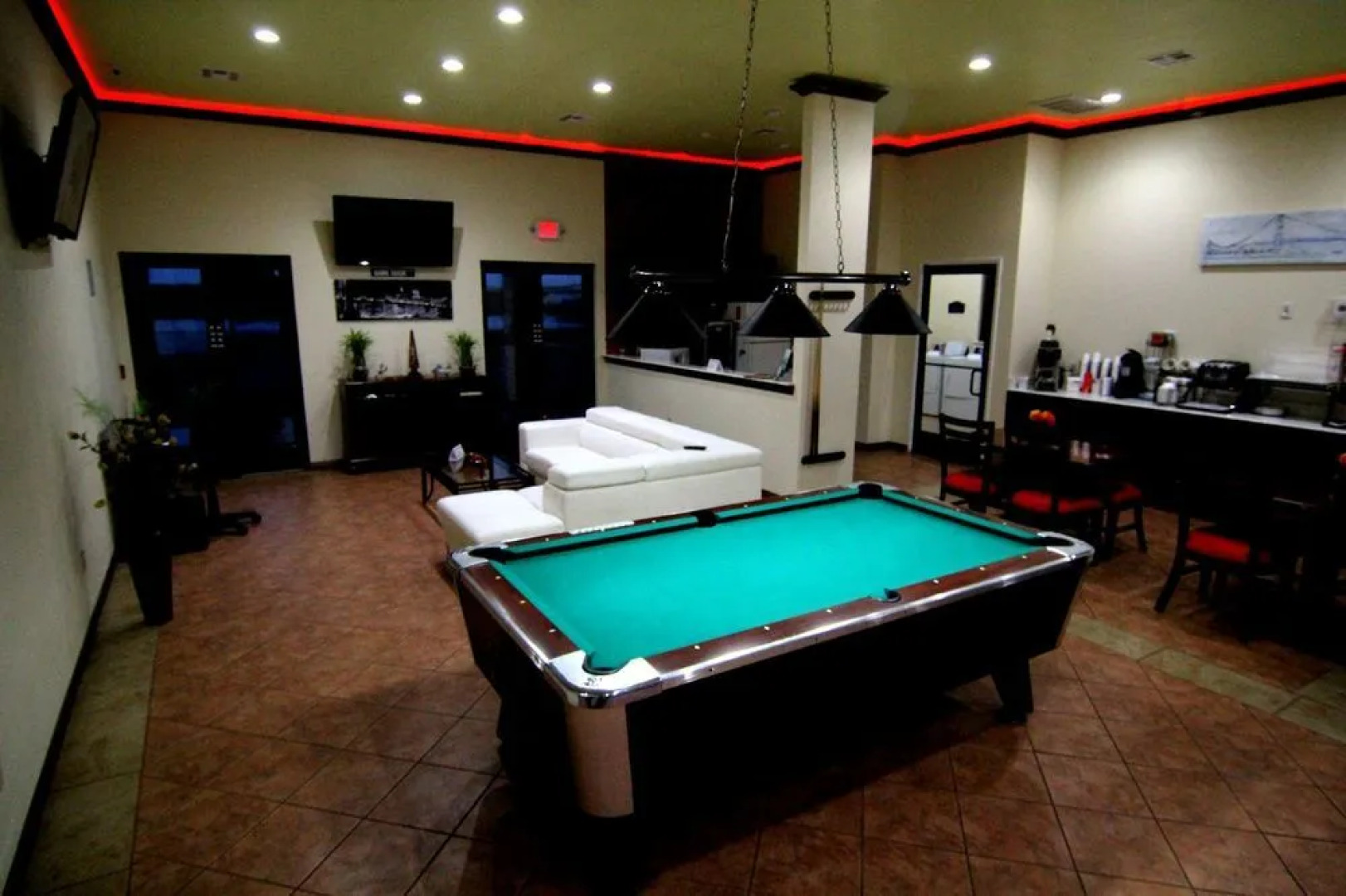 Windgate Extended Stay Hotel